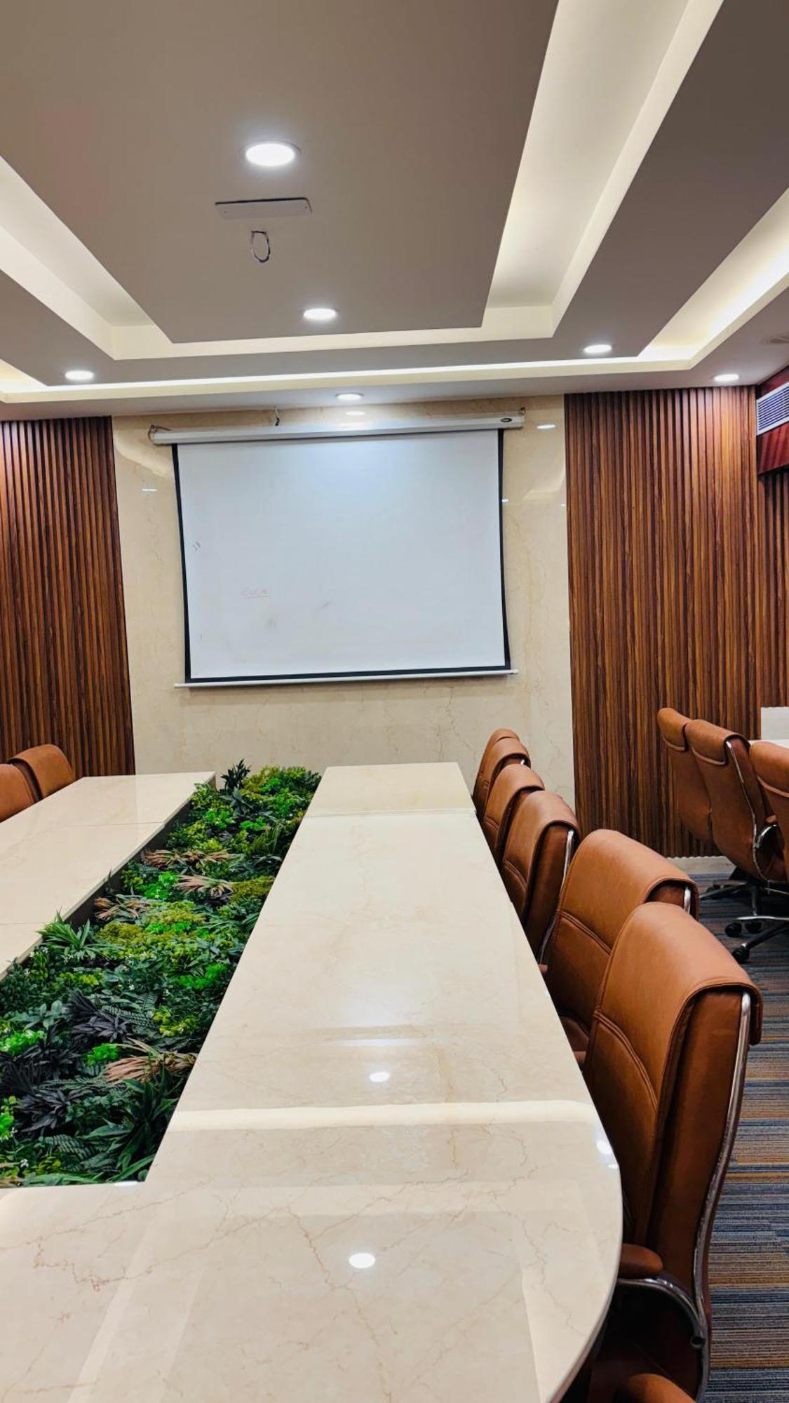 Hotel Shanti Palace Mahipalpur New Delhi Extérieur photo