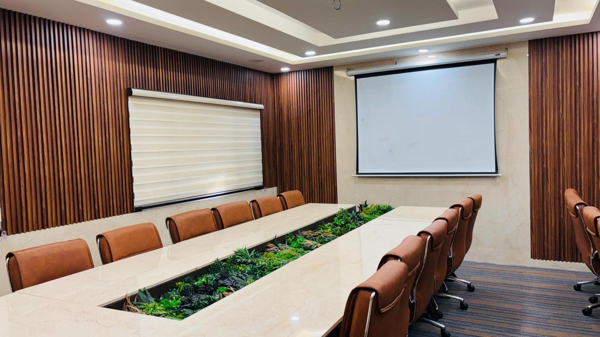 Hotel Shanti Palace Mahipalpur New Delhi Extérieur photo